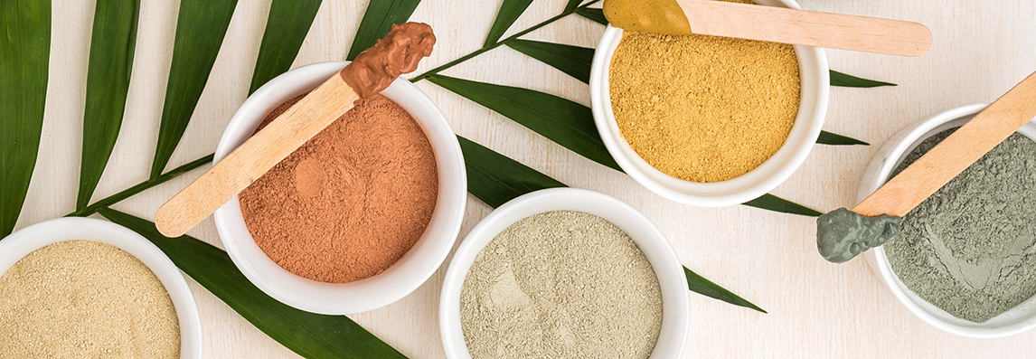 Argile verte, blanche, rouge, rose : quelle couleur choisir pour votre peau ?
