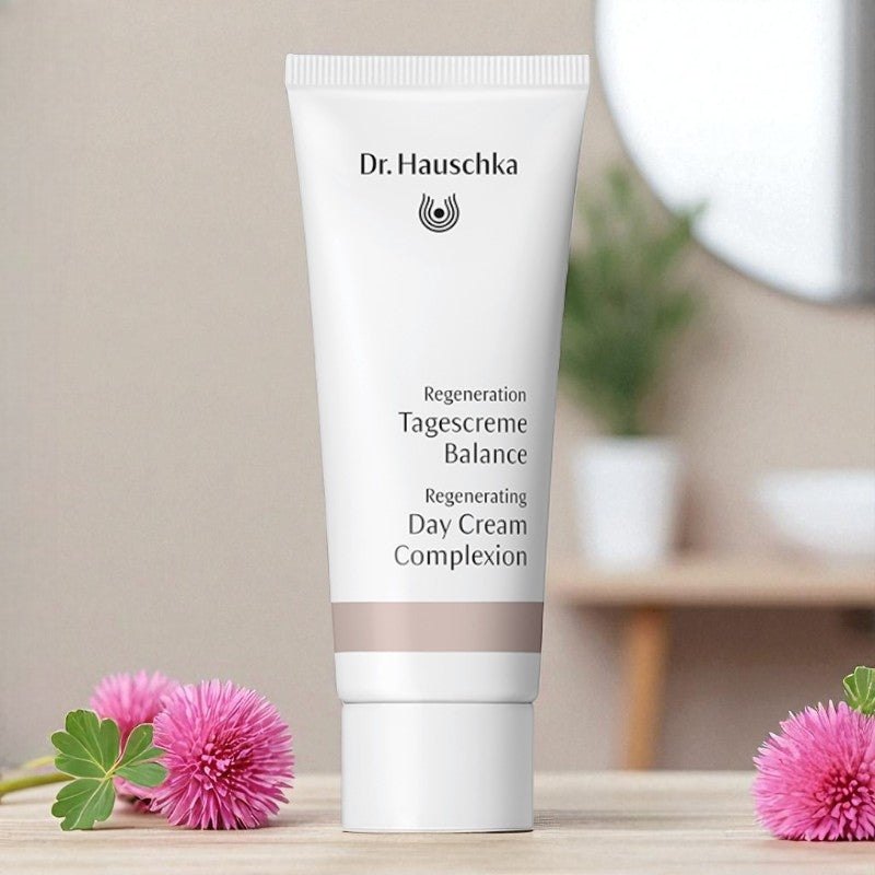 Crème jour régénérante éclat du teint BIO trèfle rouge - 40ml - Dr. Hauschka