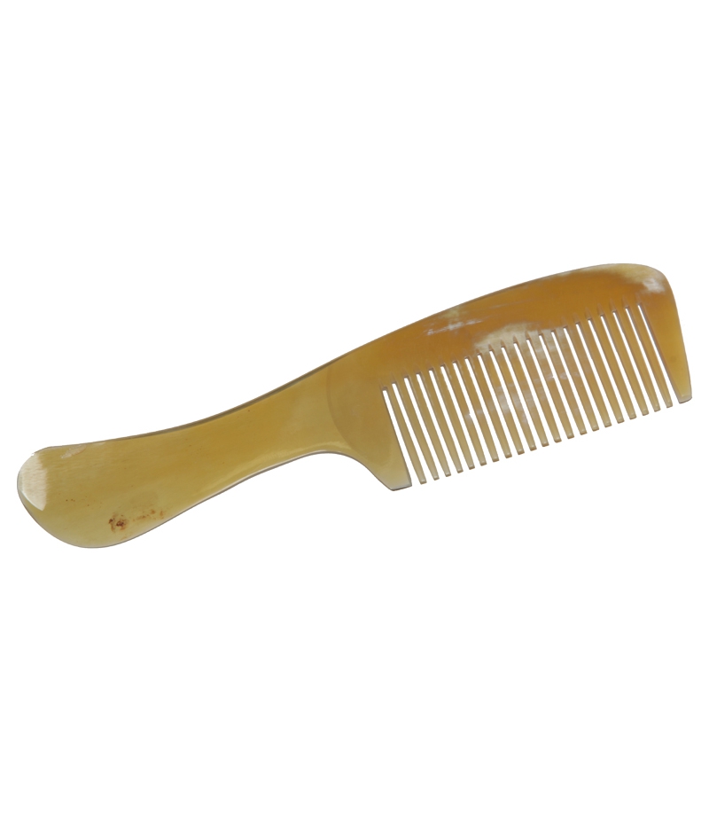 Peigne à manche en corne femme denture moyenne - 1 pièce - Martin Groetsch Peigne à manche en corne femme denture moyenne - 1 pièce - Martin Groetsch
