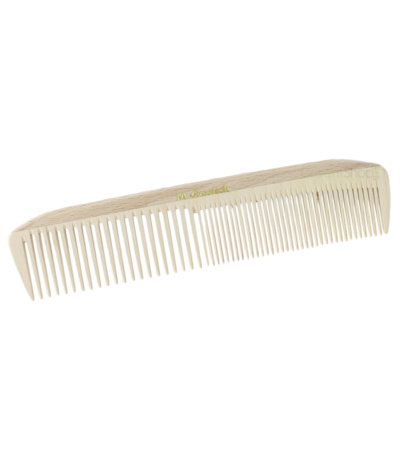 Peigne en bois homme/femme denture mixte fine et moyenne - 1 pièce - Martin Groetsch Peigne en bois homme/femme denture mixte fine et moyenne - 1 pièce - Martin Groetsch