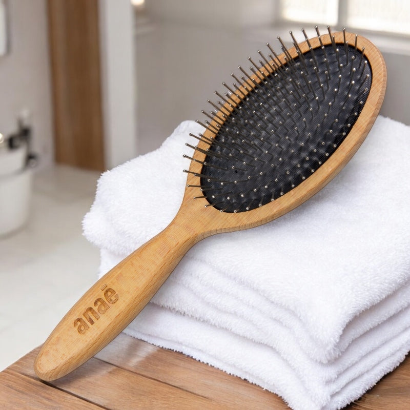 Flachbürste mit Stahlborsten - Anaé