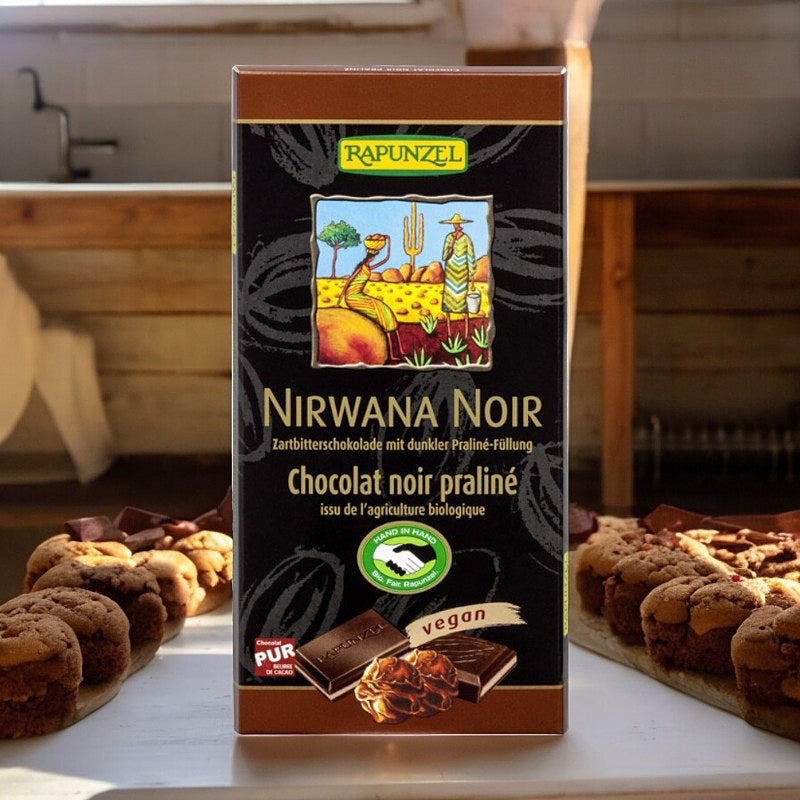 Dunkle Schokolade gefüllt mit Nirwana Bio-Pralinencreme - 100 g - Rapunzel