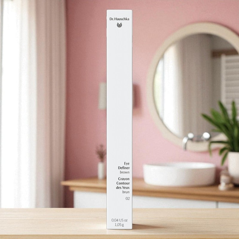 Crayon contour des yeux BIO N°02 brun - 1,05g - Dr. Hauschka