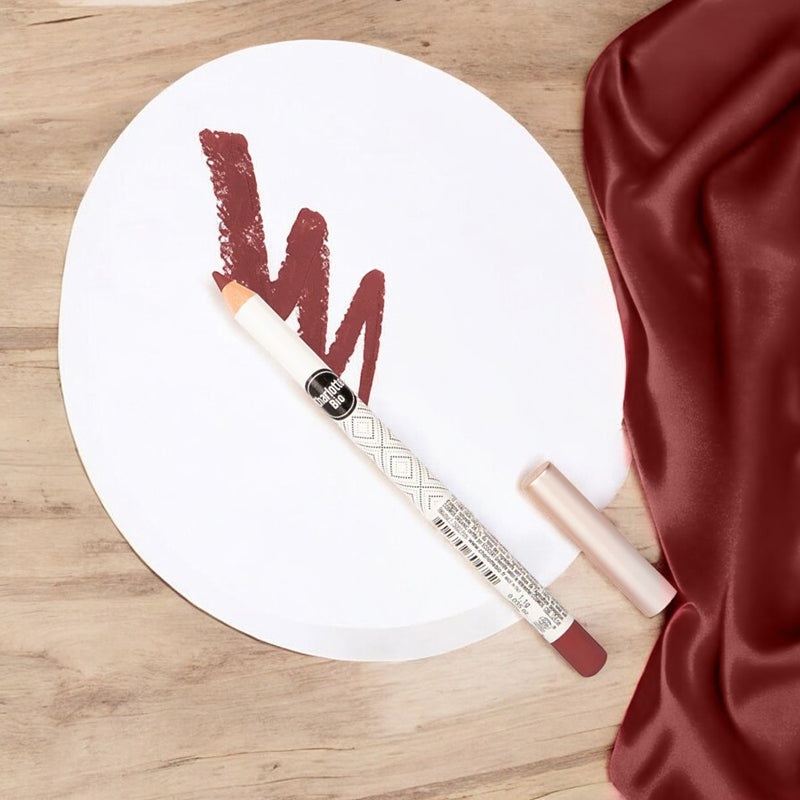 Crayon lèvres longue tenue rouge BIO - 1.1g - Charlotte Bio