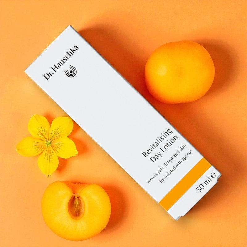 Fluide de jour revitalisant BIO abricot & millepertuis - 50ml - Dr. Hauschka