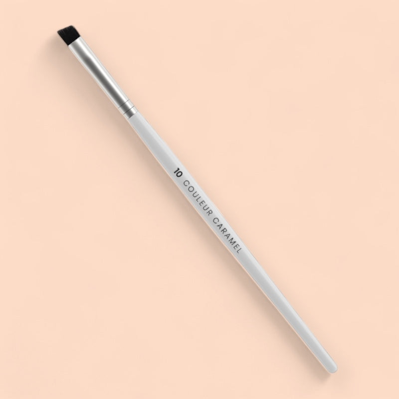 Abgeschrägter Lidschattenpinsel Nr. 10 – Karamellfarbe