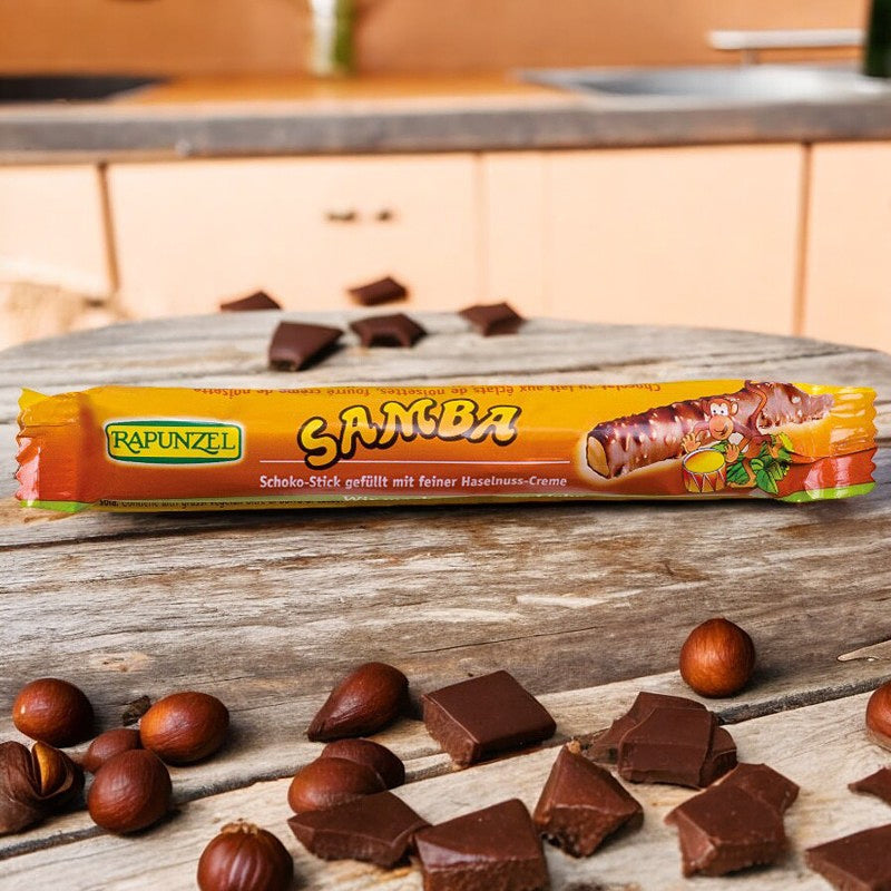 Stick chocolat au lait fourre a la creme de noisettes bio 22 g rapunzel 3