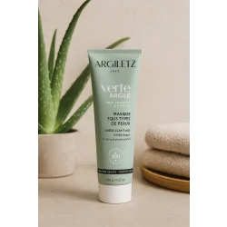 Tube de pâte d'argile verte...
