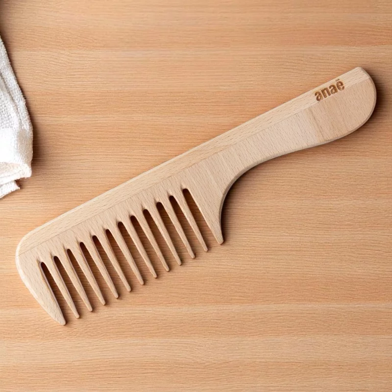 Peigne avec manche en bois - Anaé